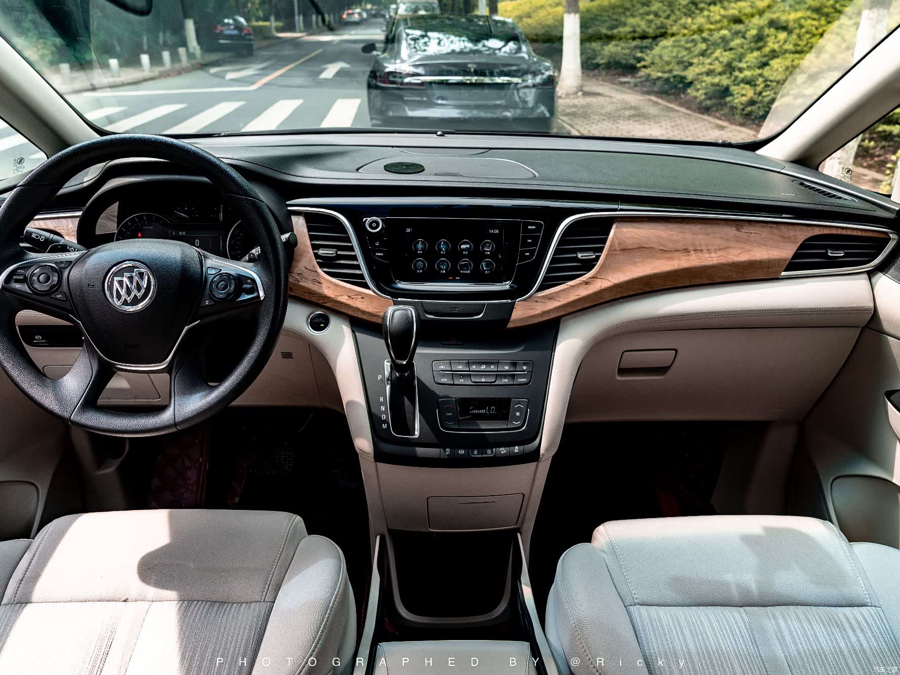 Buick GL8, 2019 7
