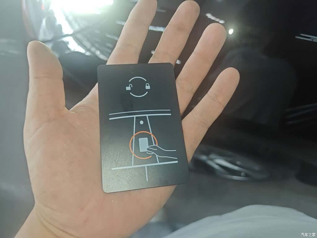 Tesla Model Y, 2023 9