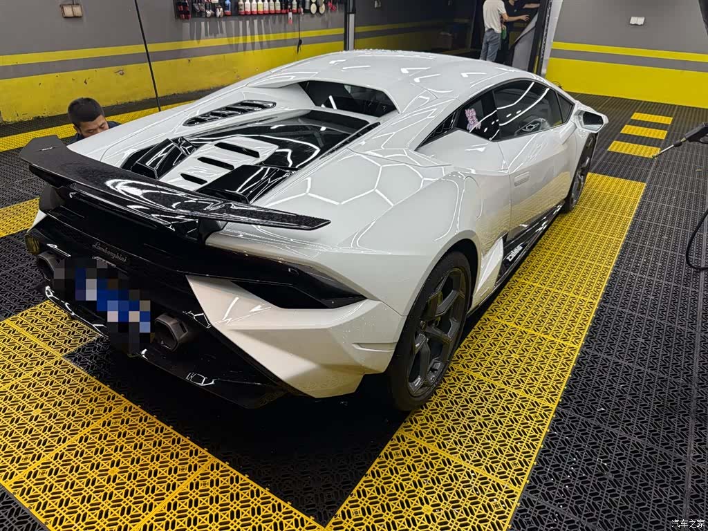 Lamborghini Huracán, 2024 6