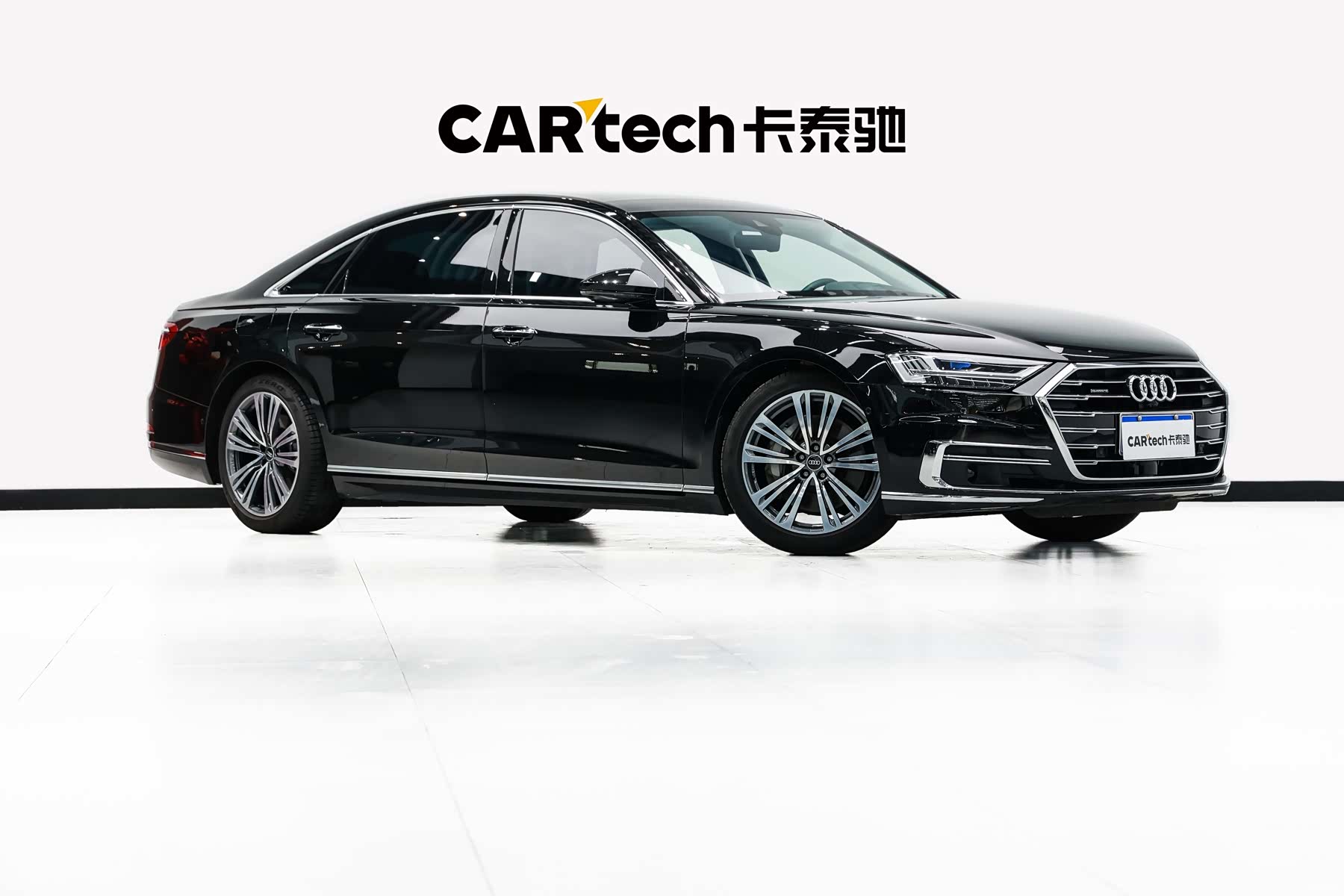 Audi A8L, 2022 3