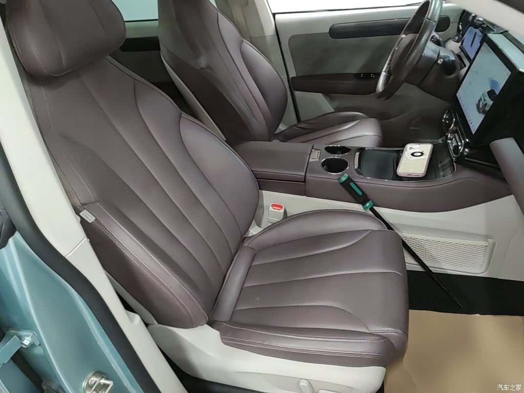 Leapmotor C11, 2022 25