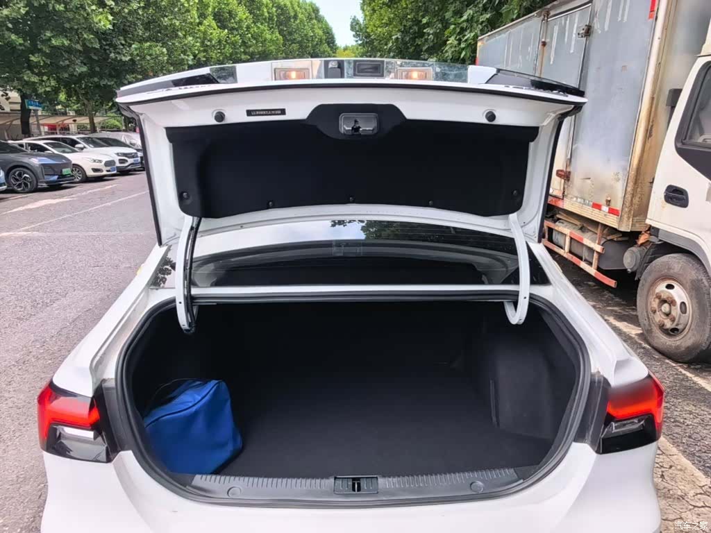 Roewe i6, 2021 19