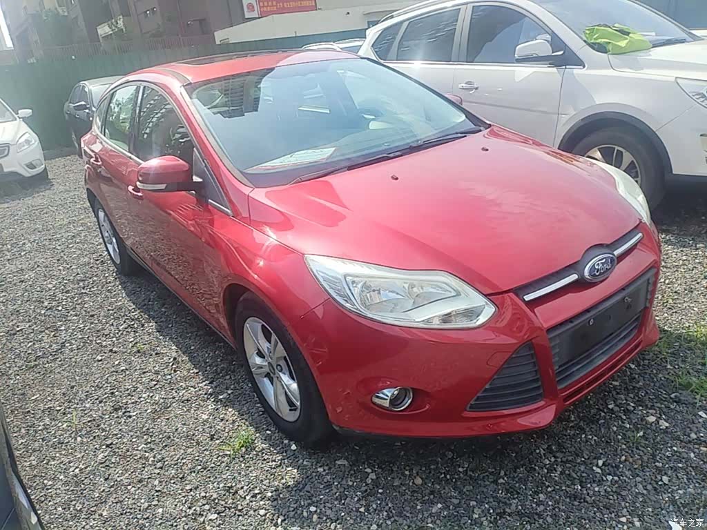 Ford Focus, 2014 4
