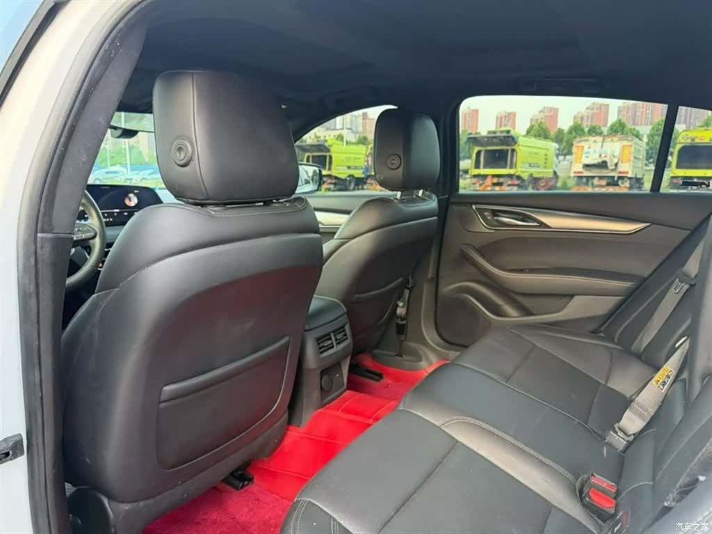 Cadillac CT5, 2024 все фото