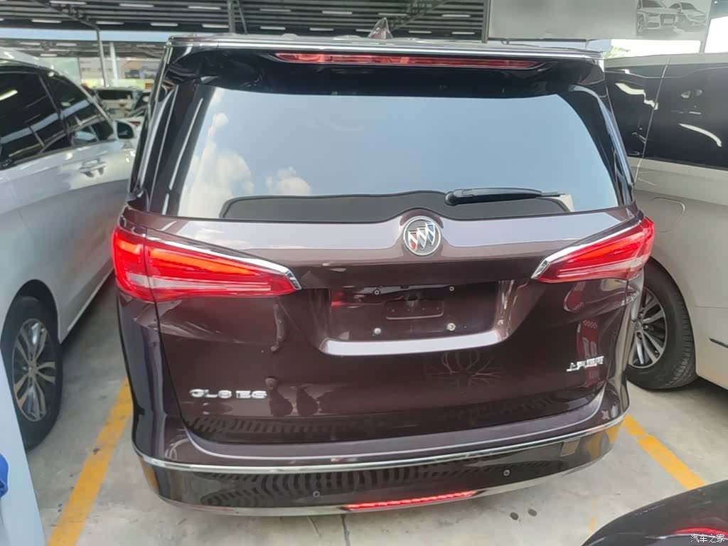 Buick GL8, 2018 6