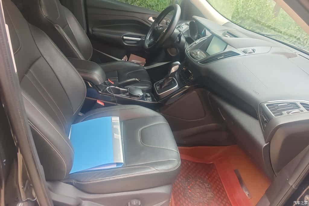 Ford Kuga, 2014 8