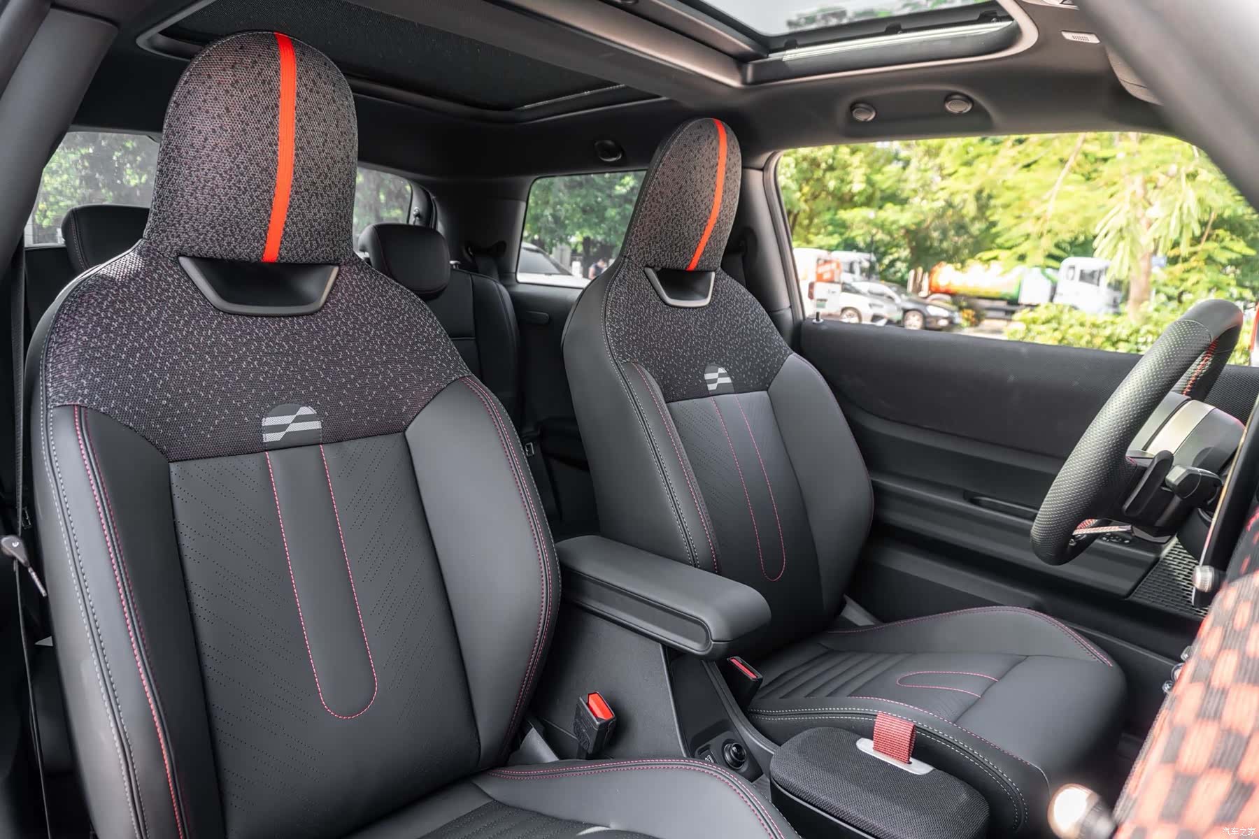 Mini Cooper, 2025 16