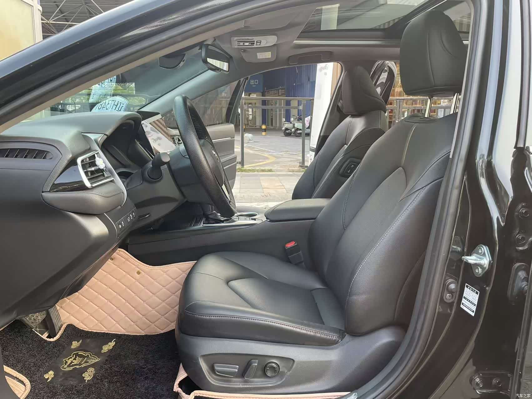 Toyota Camry, 2023 4