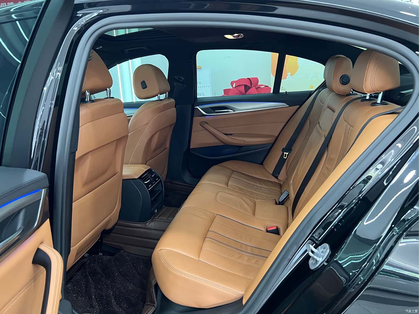 BMW 5 Series, 2018 9