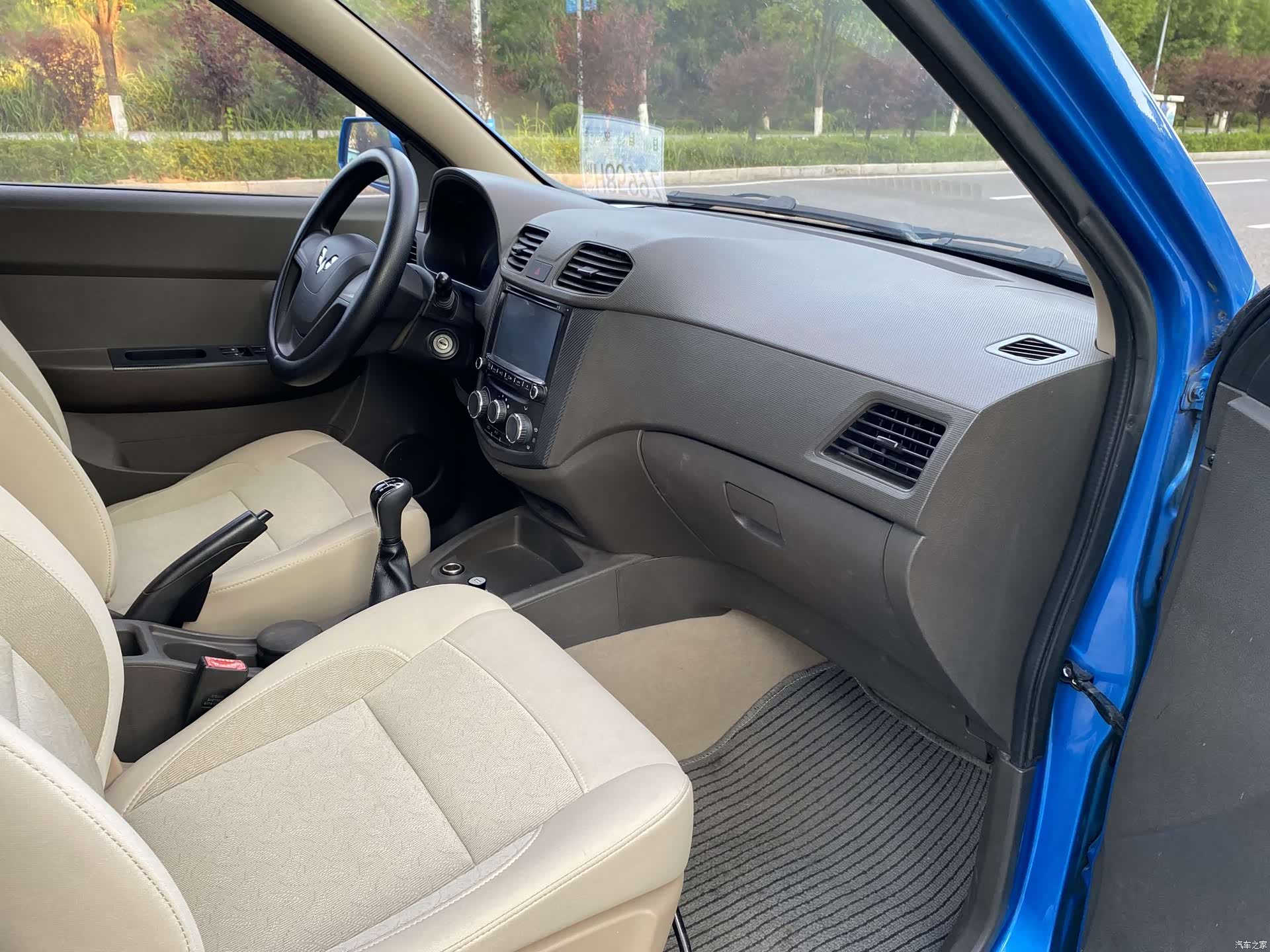 Wuling Hongguang, 2014 17