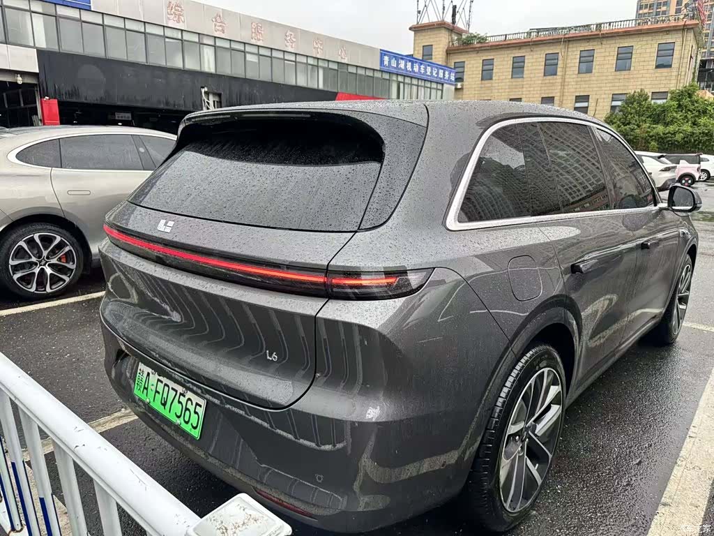 Li Auto L6, 2025 2