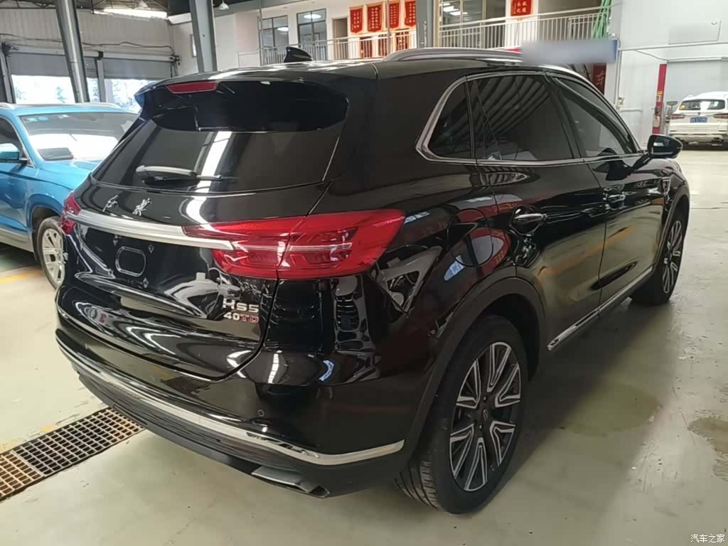 Hongqi HS5, 2022 7