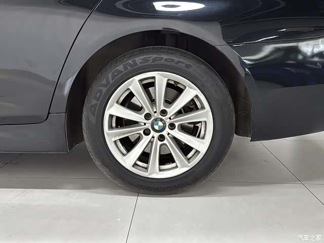 BMW 5 Series, 2015 15