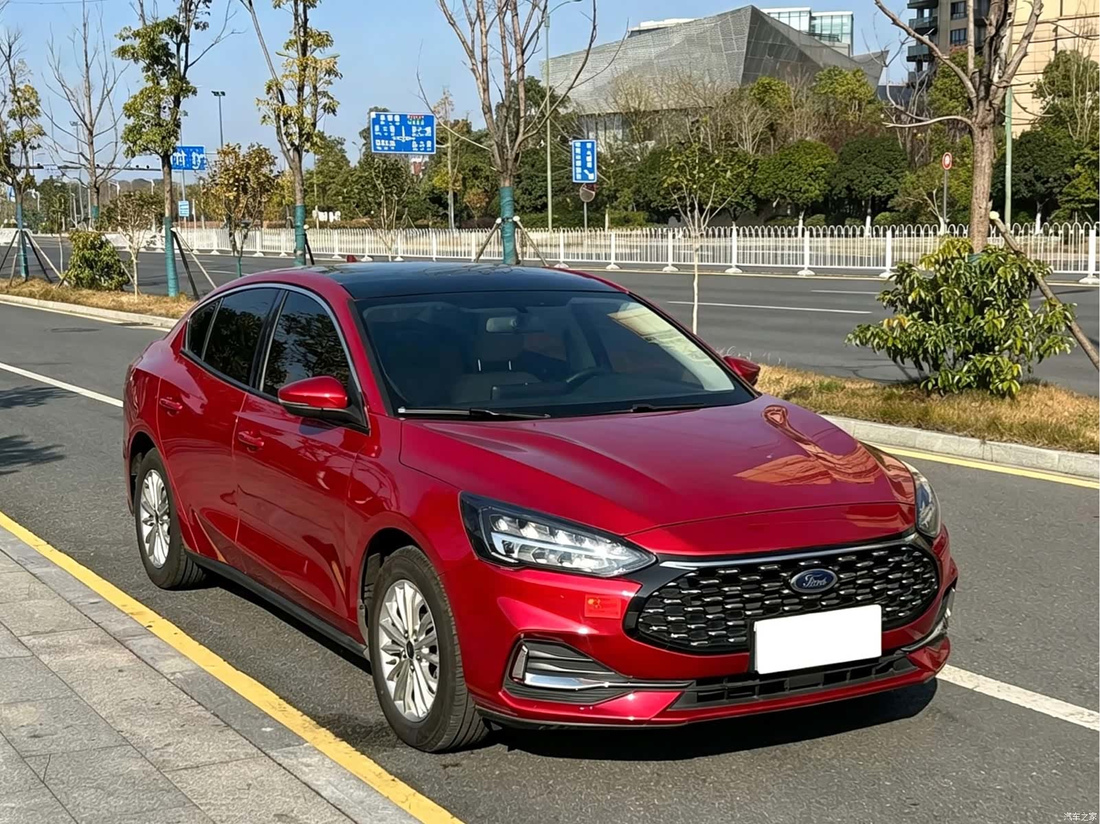 Ford Focus, 2022 3