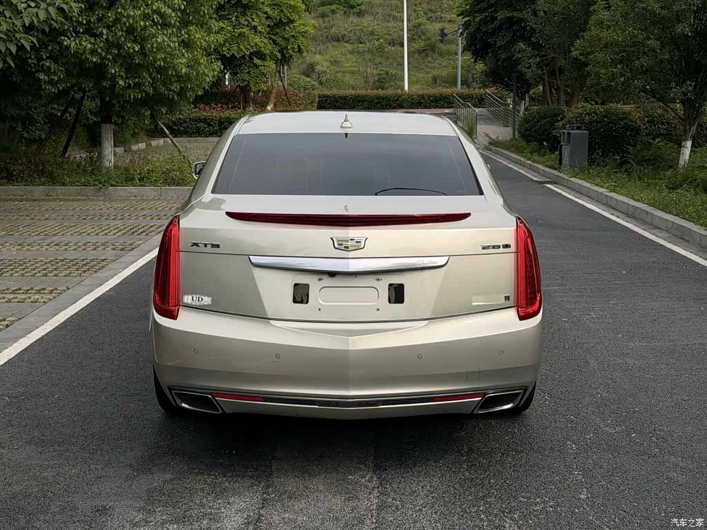 Cadillac XTS, 2016 7