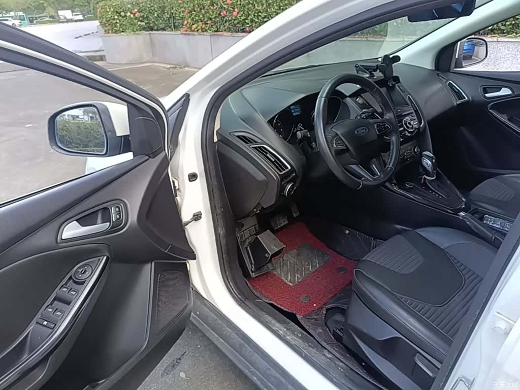 Ford Focus, 2018 16