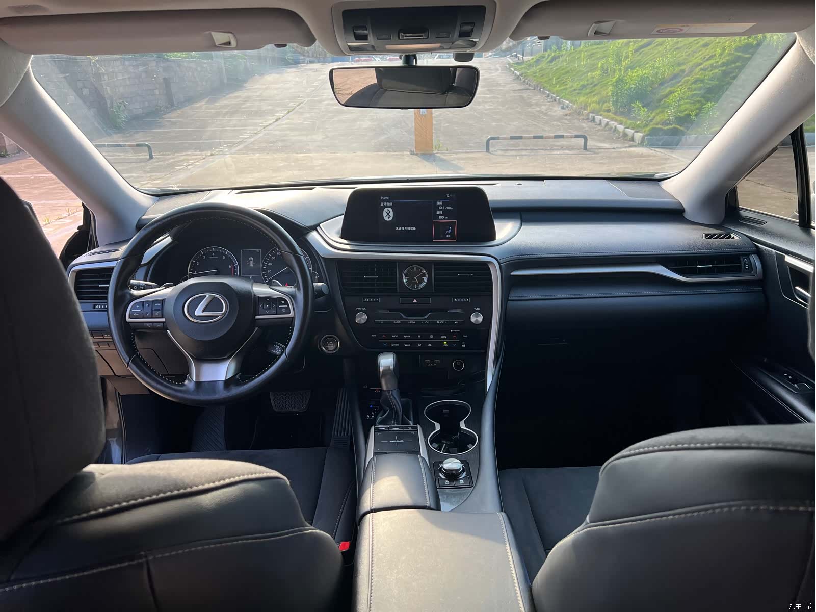 Lexus RX, 2022 11