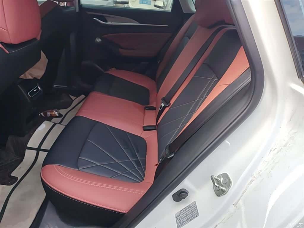 Changan Eado, 2025 17