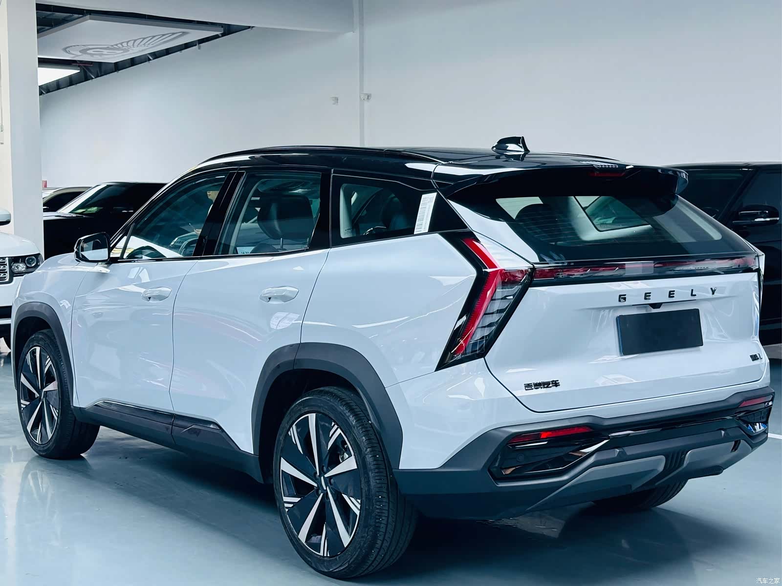 Geely Boyue, 2025 13