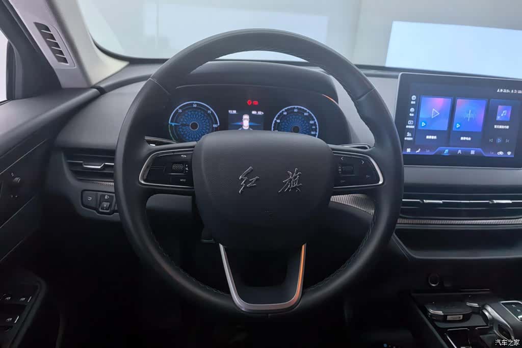 Hongqi QM5, 2024 15