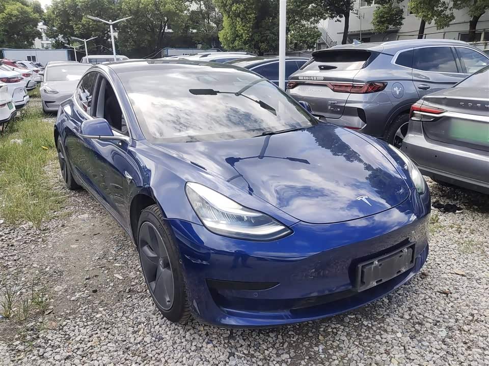 Tesla Model 3 Tesla Model 3