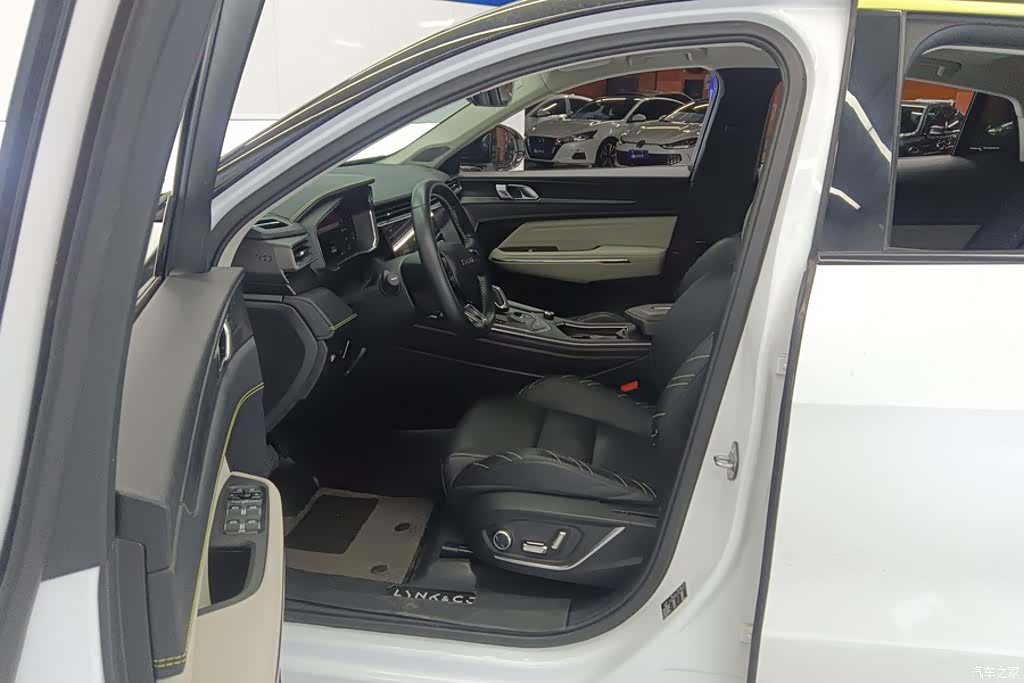 Lynk & Co 02, 2020 9