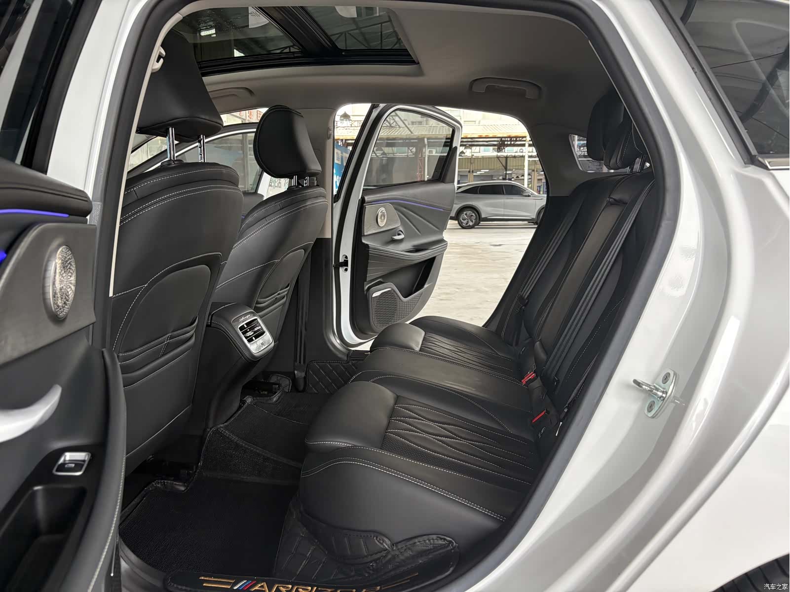 Chery Arrizo 8, 2023 11