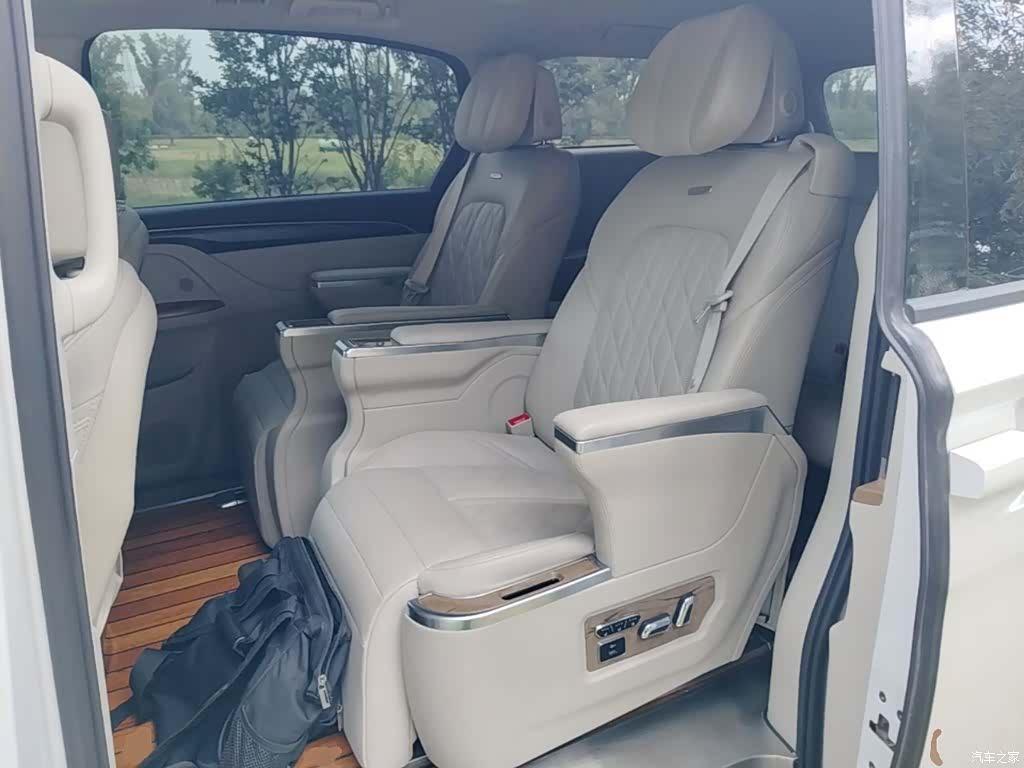 Buick GL8, 2020 17