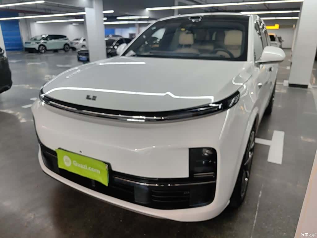 Li Auto L8, 2025 1