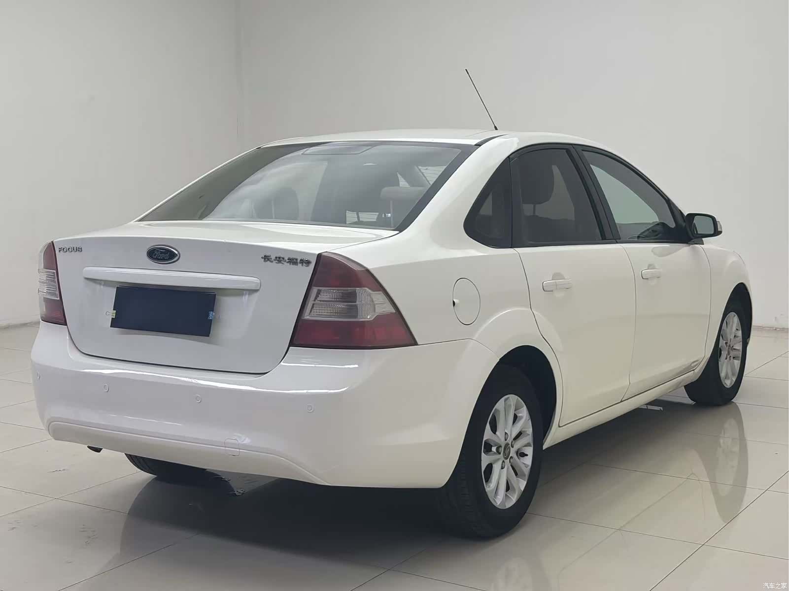 Ford Focus, 2014 6