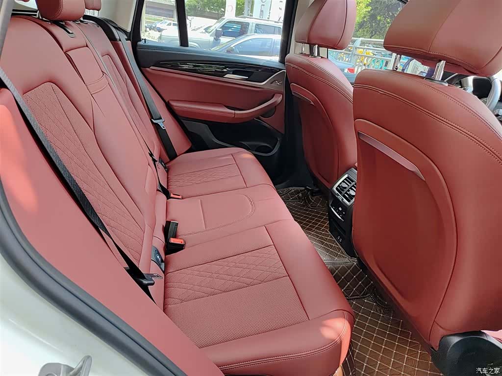 BMW X3, 2024 11