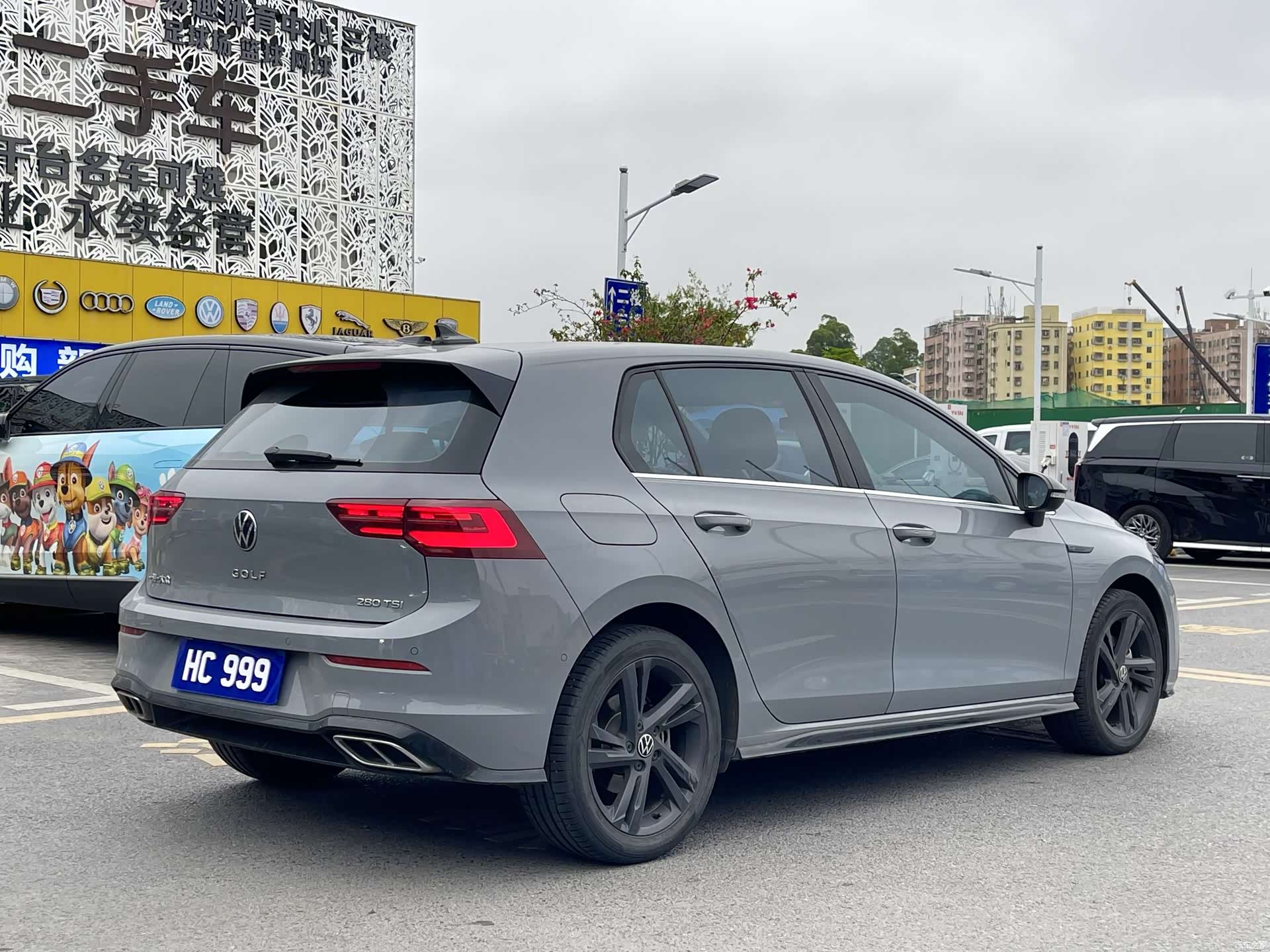 Volkswagen Golf, 2023 все фото