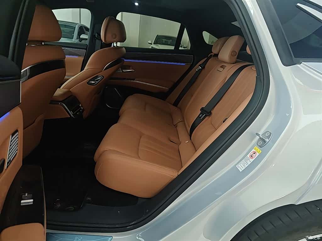 BYD Han, 2025 17
