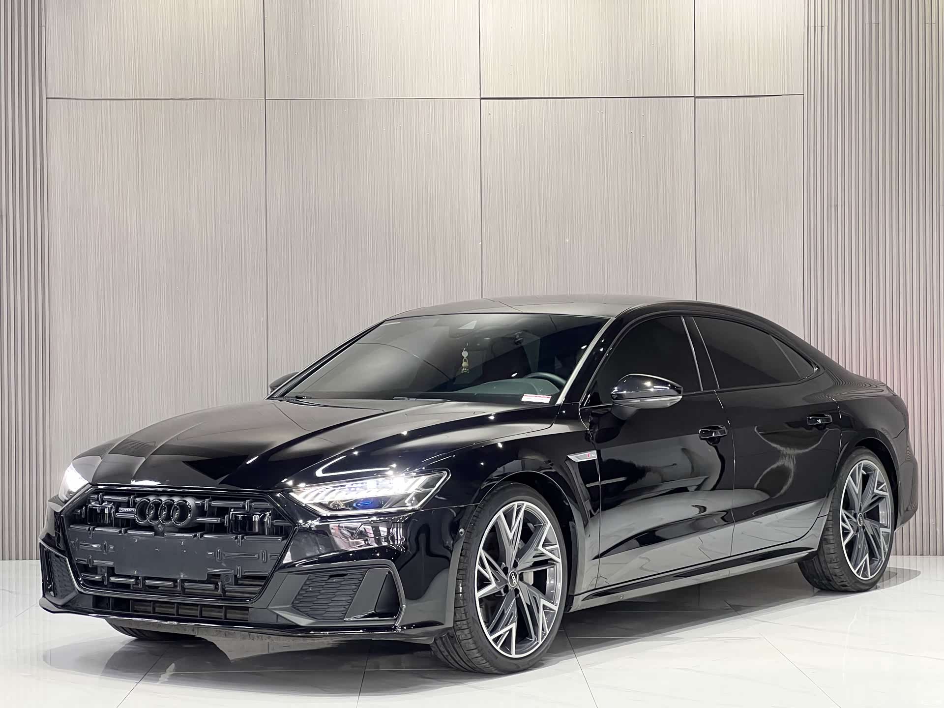 Audi A7L, 2023 1