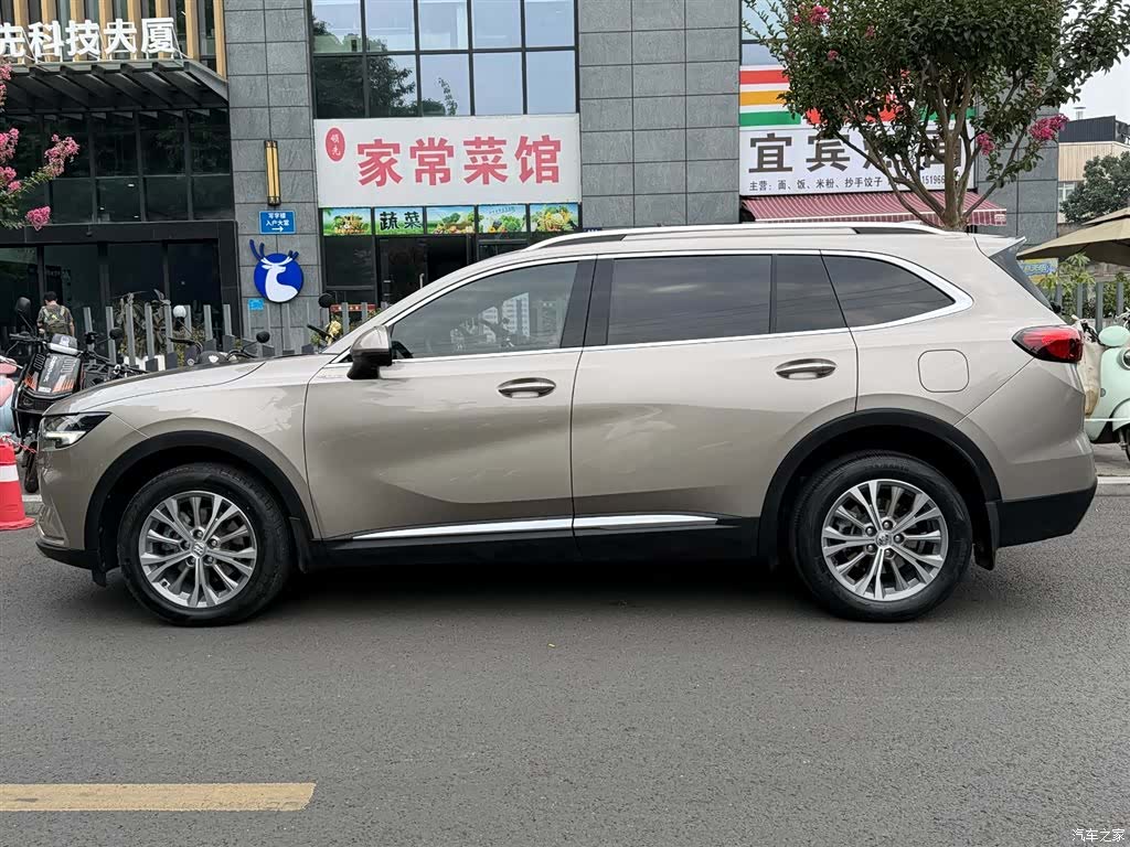 Buick Envision Plus, 2023 3