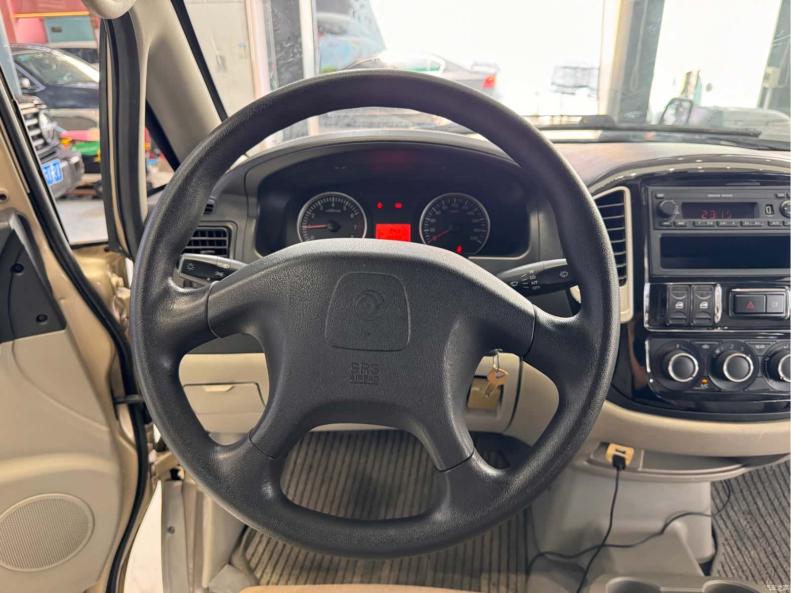 DongFeng M3L, 2016 15