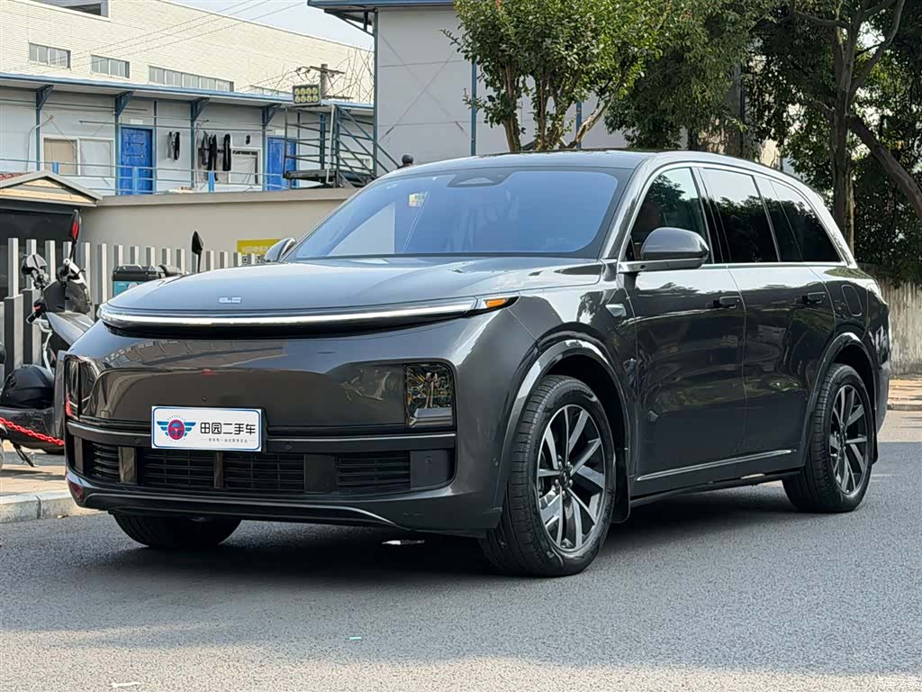 Li Auto L8, 2024 1