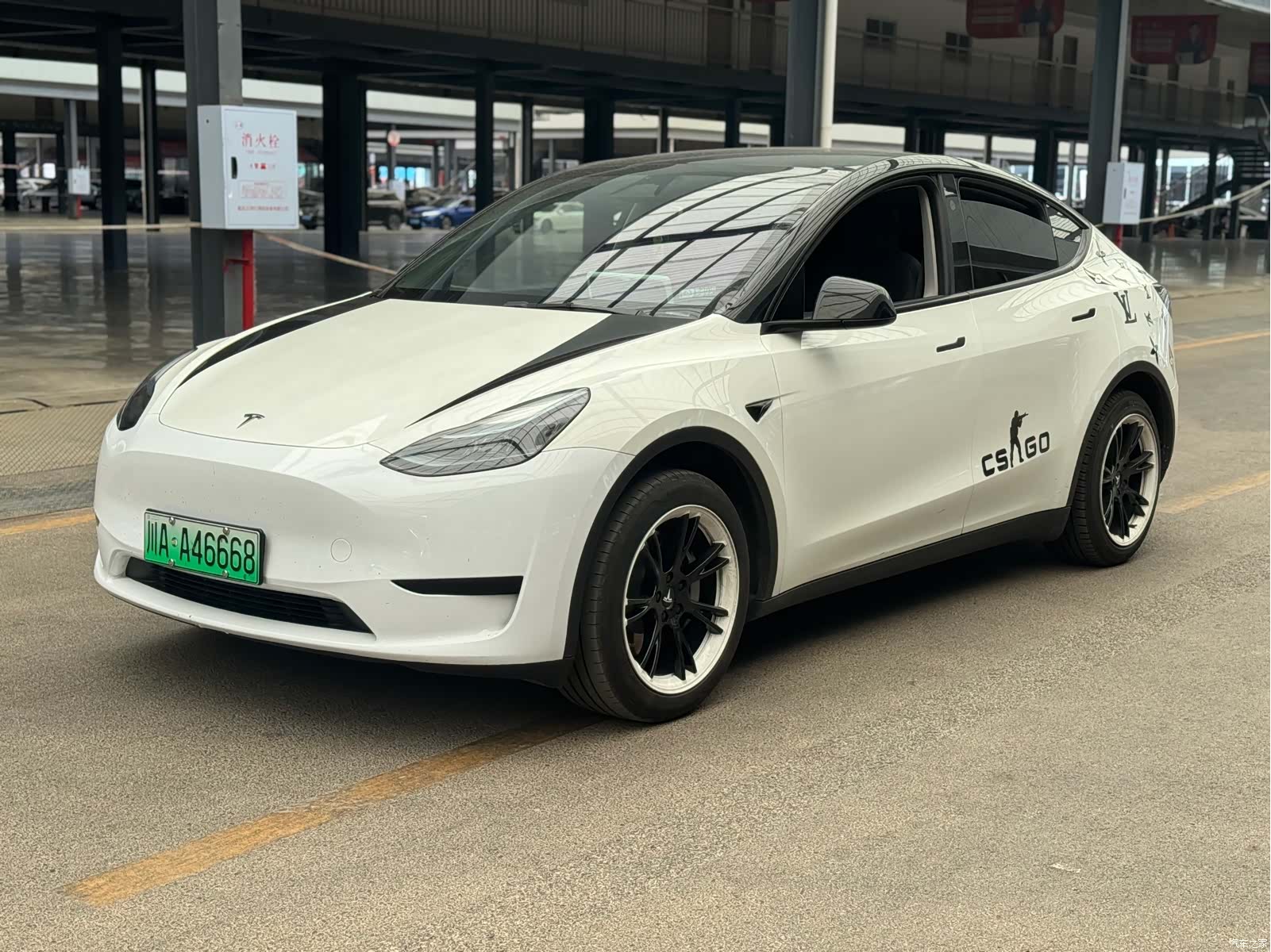 Tesla Model Y, 2024 1