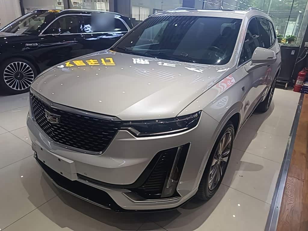 Cadillac XT6