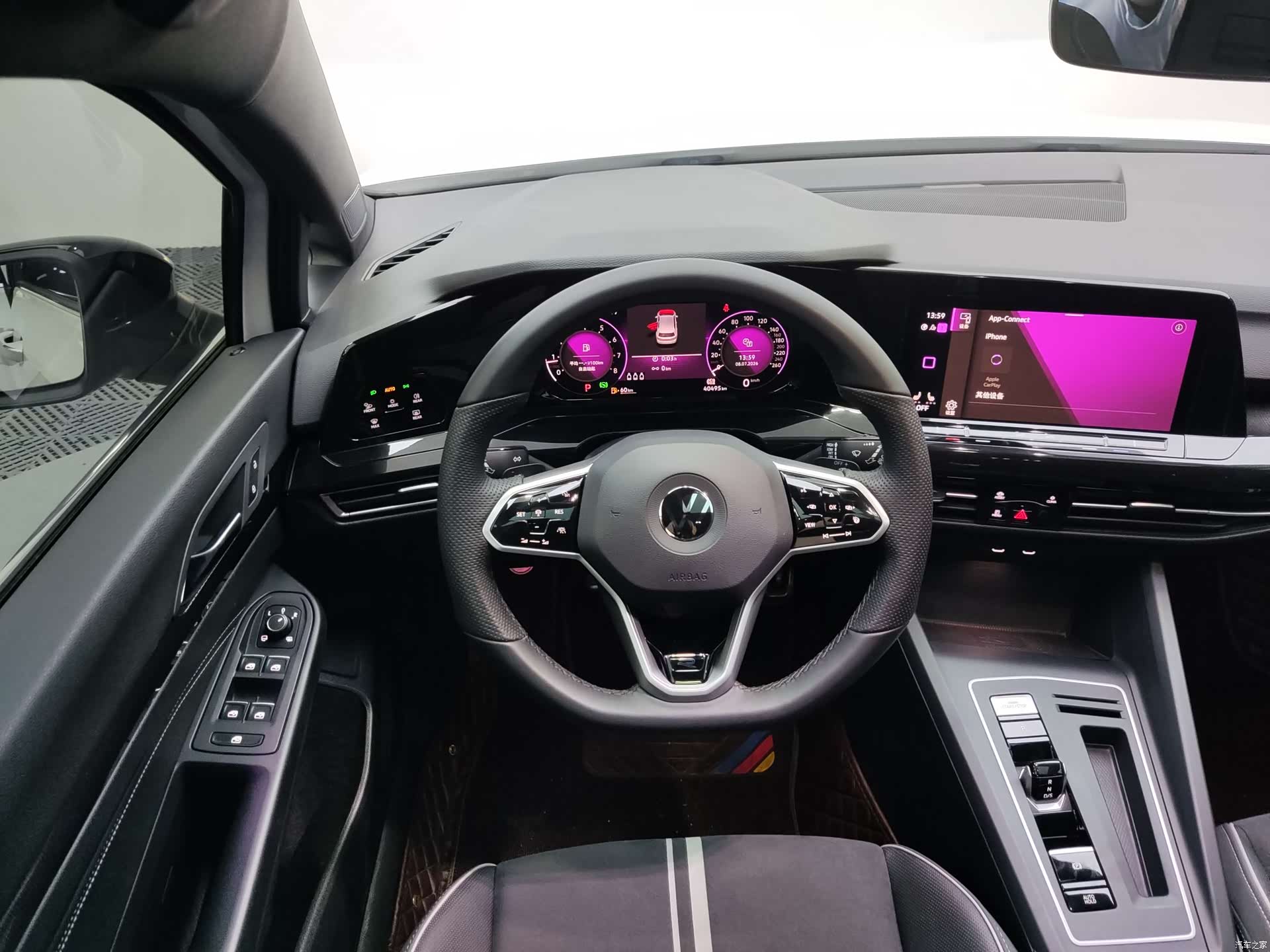 Volkswagen Golf, 2022 13