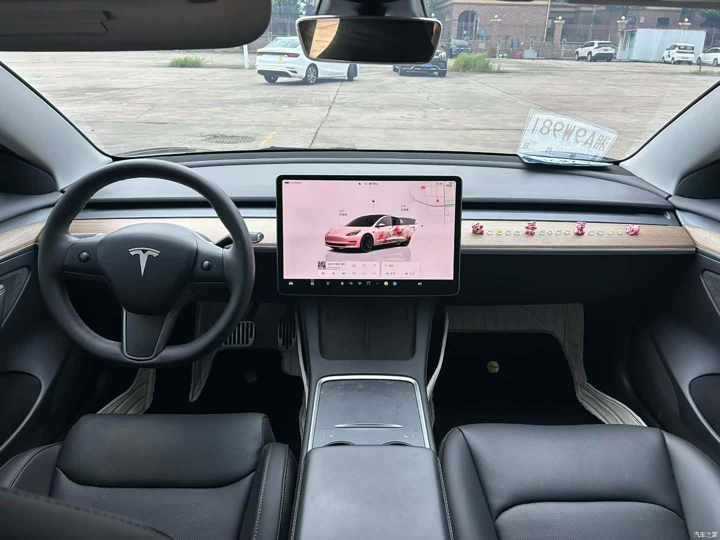 Tesla Model 3, 2023 все фото