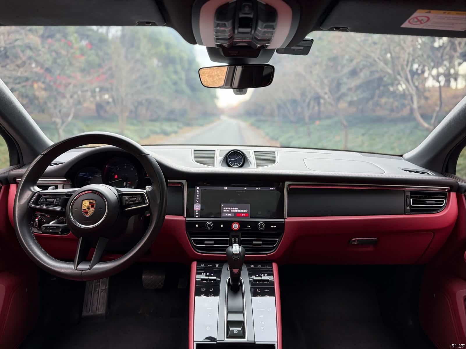 Porsche Macan, 2023 10