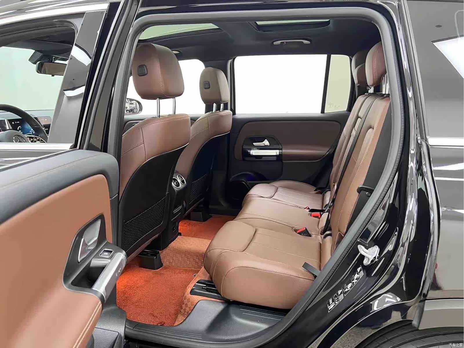 Mercedes-Benz GLB, 2022 12