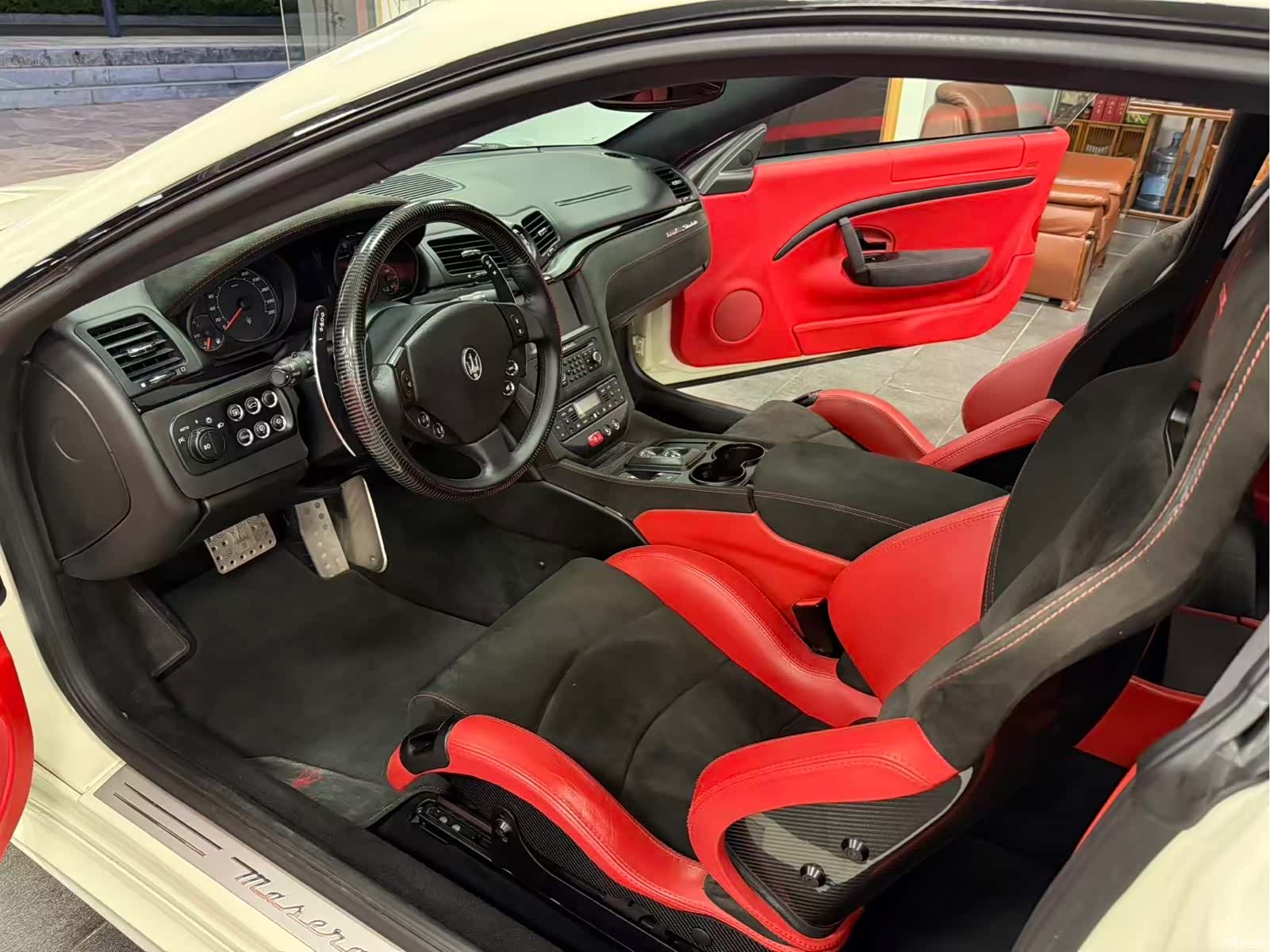 Maserati GranTurismo, 2012 11