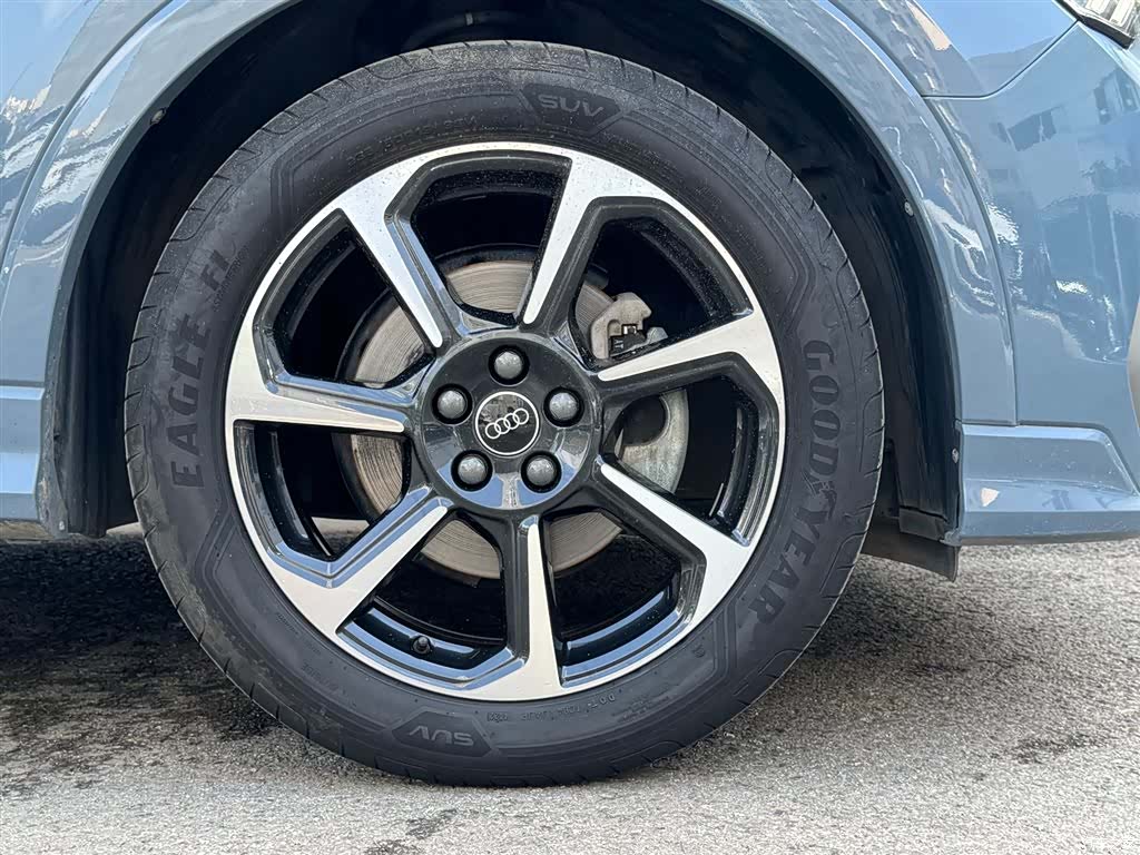 Audi Q3, 2023 все фото