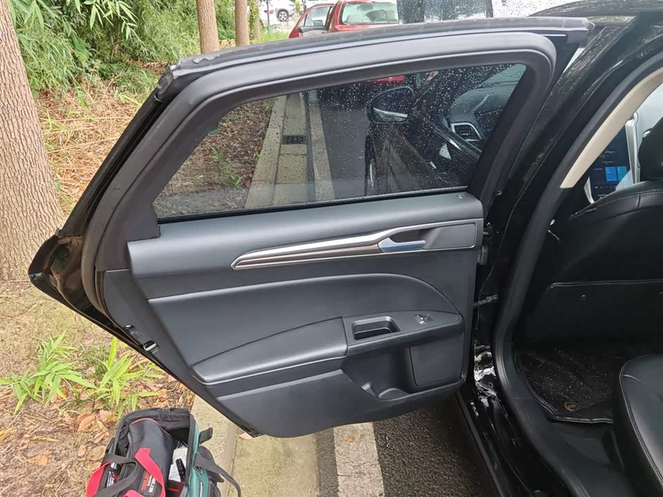 Ford Mondeo Ford Mondeo