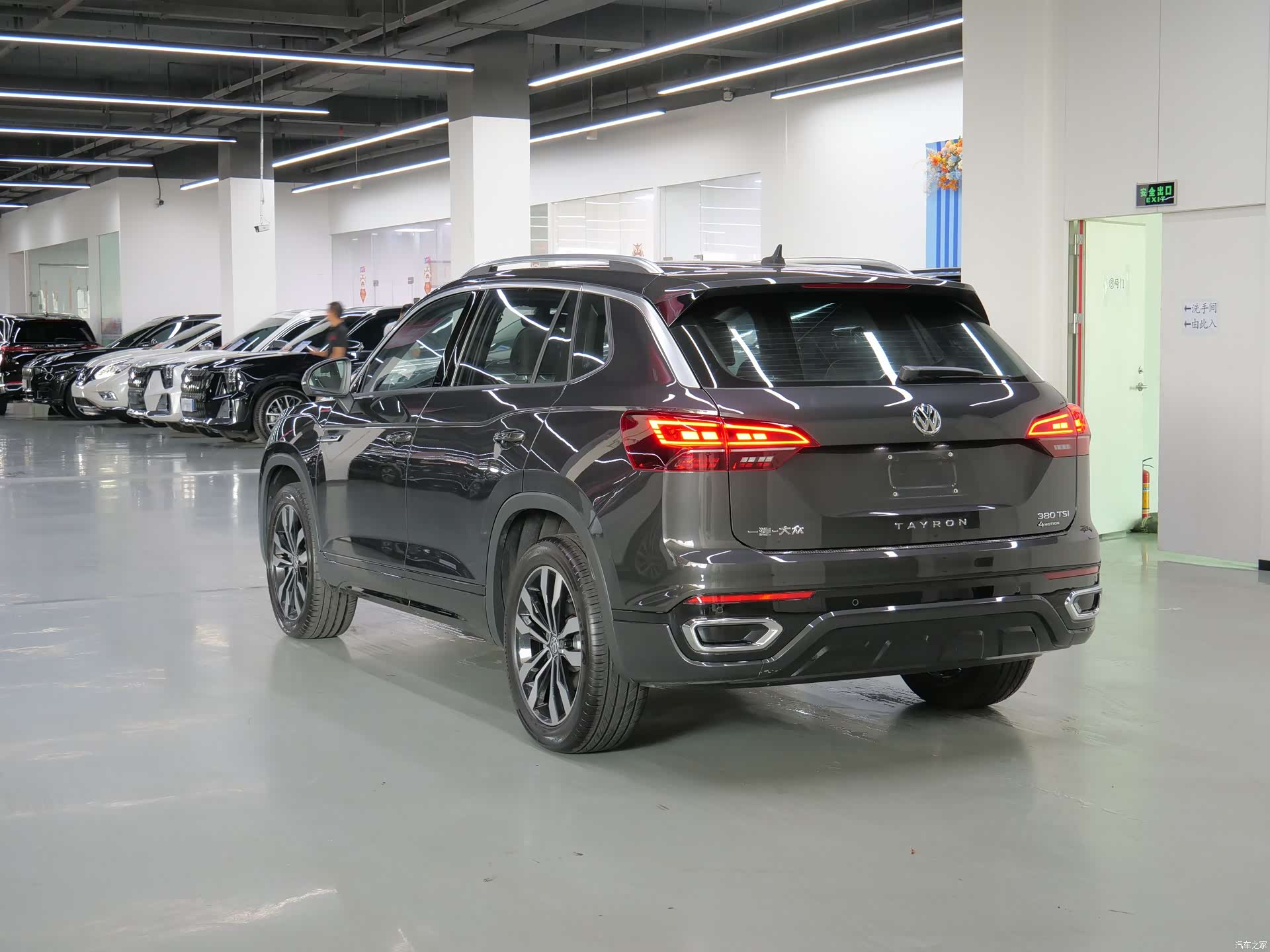 Volkswagen Tayron, 2021 все фото