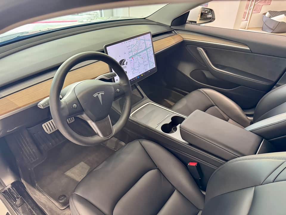 Tesla Model 3 Tesla Model 3