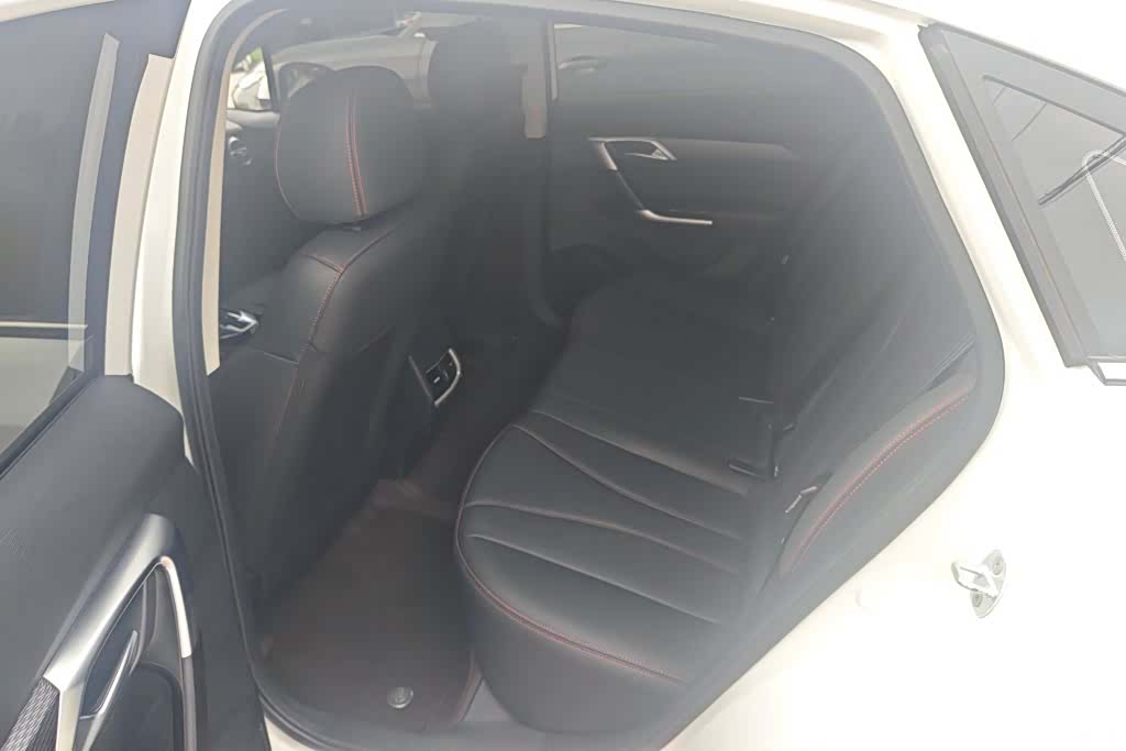 BAIC EU5, 2025 11