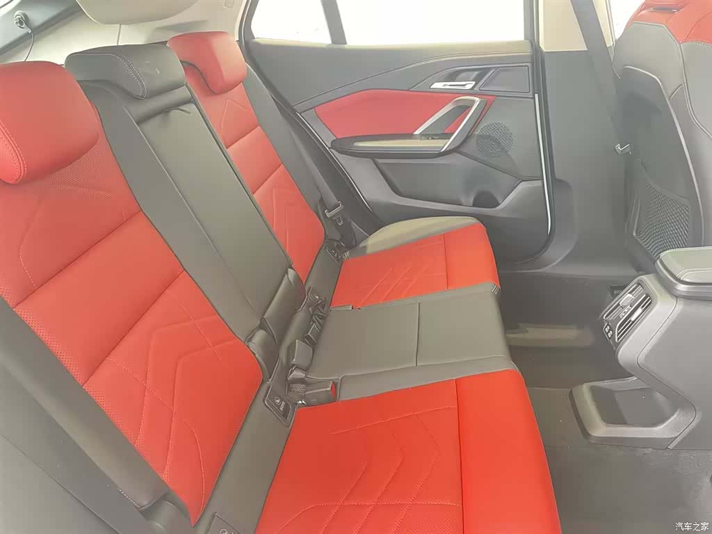 BMW X2, 2025 9